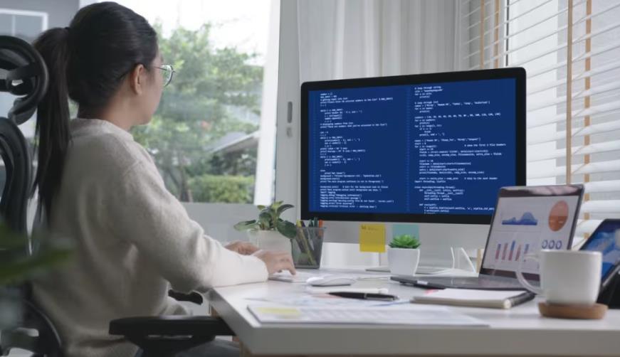 井研县企业数字化解决方案：机器学习赋能商业模式升级的核心路径
